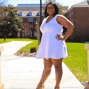 Meet your Posher, Kendra